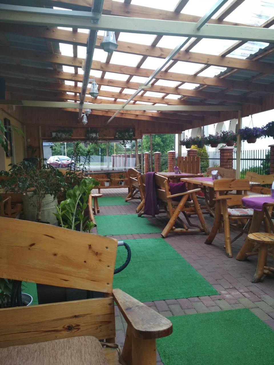Pensjonat I Restauracja U Zdzicha 로비 외부 사진